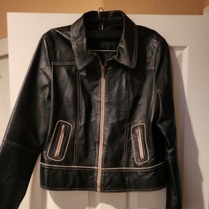 Elegant Black Leather Jacket for Women